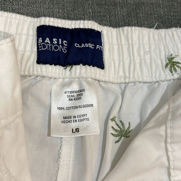 Basic edition, capris white with embroidered green palm trees size LG 24-144 - Picture 5 of 9